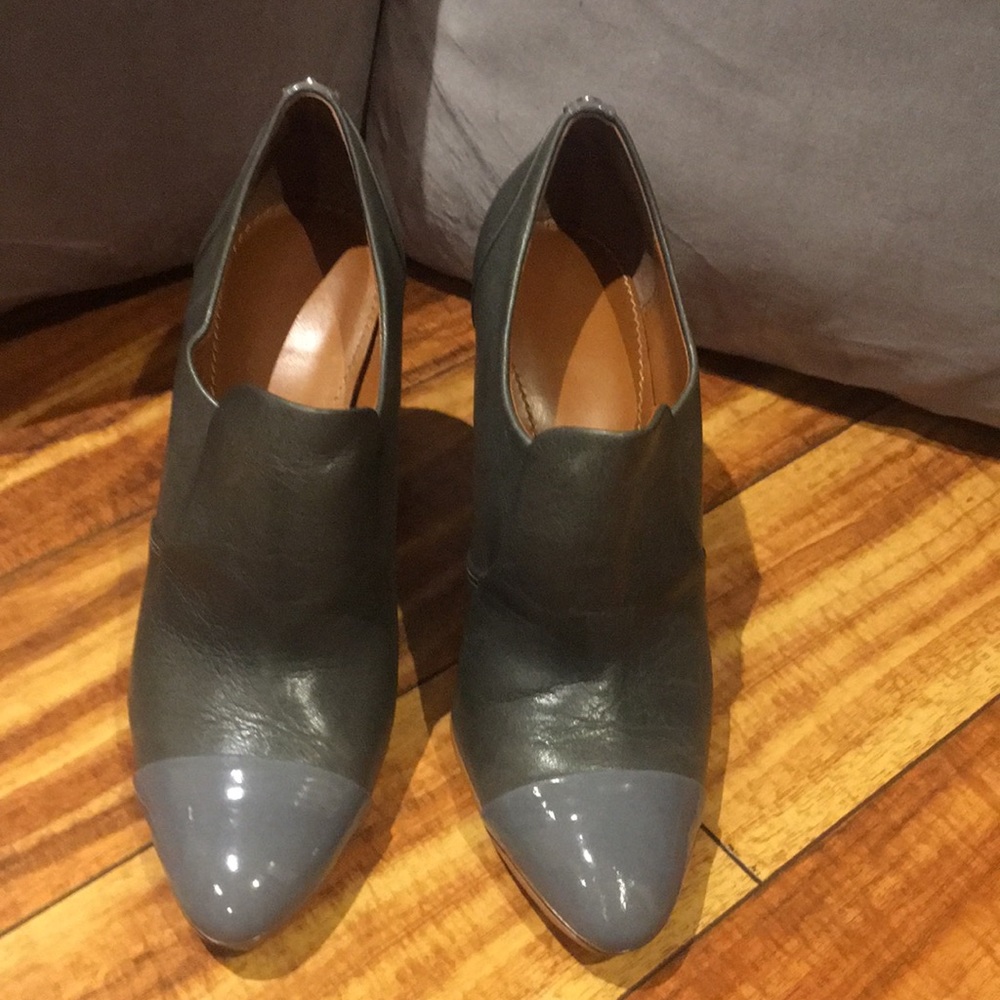 Calvin Klein Chrissie Gray Ankle Booties